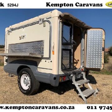 2001  Jurgens Safari Oryx Caravan (Off-Road)