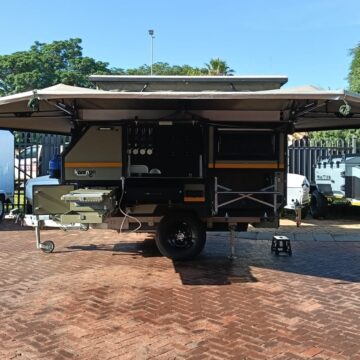 2024 Summit Karenga Off Road Caravan