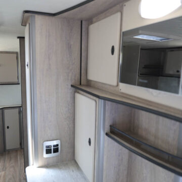 Quantum Pinnacle Caravan
