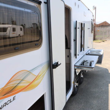 Quantum Pinnacle Caravan