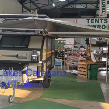 2022 Summit Karenga Off Road Caravan