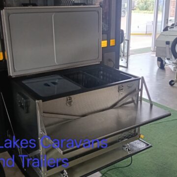 2022 Summit Karenga Off Road Caravan