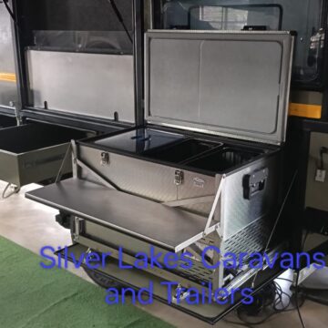 2022 Summit Karenga Off Road Caravan