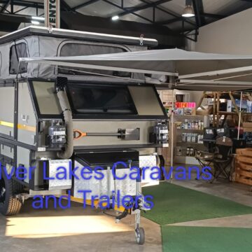 2022 Summit Karenga Off Road Caravan