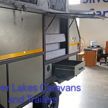 2022 Summit Karenga Off Road Caravan