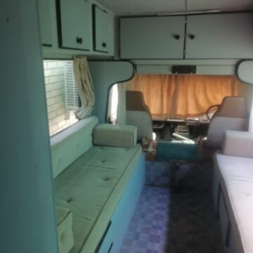 1985 Mitsubishi Motorhome