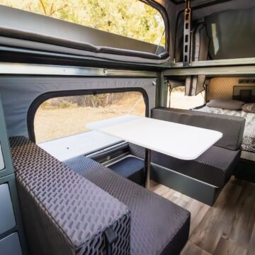 BERG CX4 Caravan