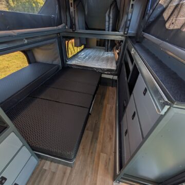 BERG CX4 Caravan