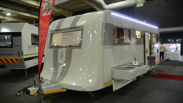 Custom Campers Gray - Caravan Camp Destination Show 2019