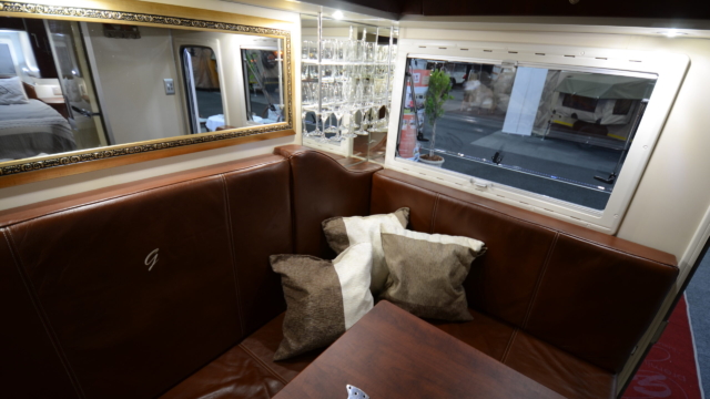 Custom Campers Gray - Caravan Camp Destination Show 2019