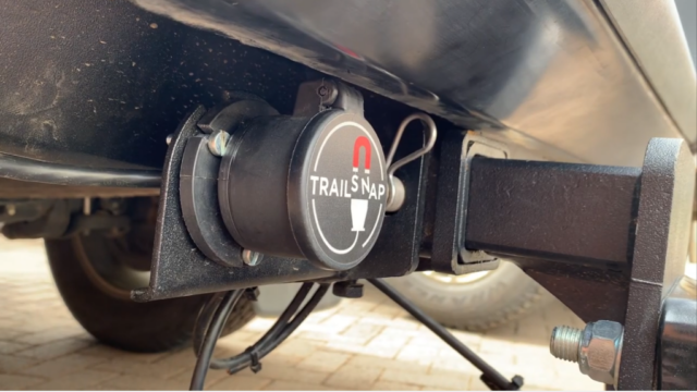 TrailSnap Magnetic Trailer and Caravan Plugs